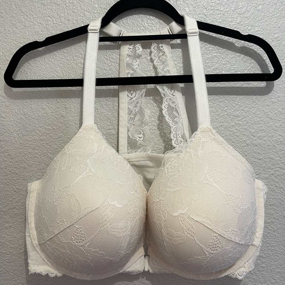 Torrid Cream Lace Fabric Bra